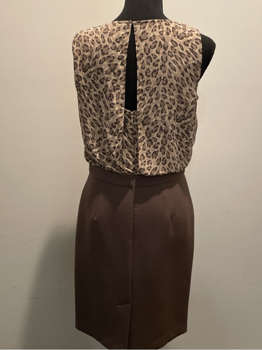 LOFT Women’s Cheetah Print Dress Size 4 Brown Cream Office Chic Ruffled Bodycon